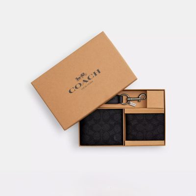 Coach Boxed 3-In-1 Wallet Gift Set