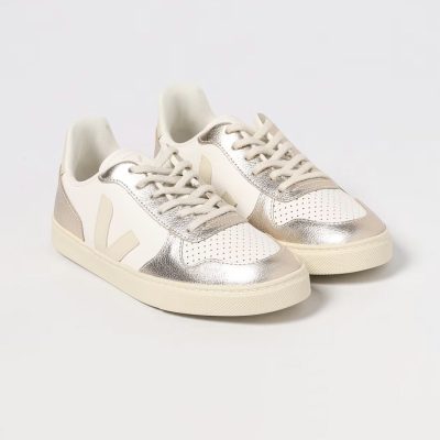VEJA  V-10 CHROMEFREE LEATHER