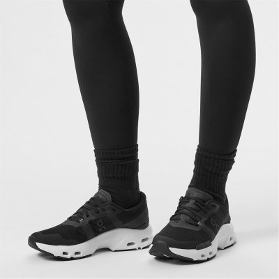 On CLOUDPULSE - Training Shoes