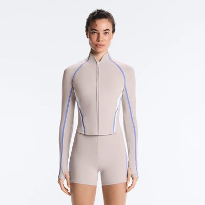 Oysho Light warm contrast technical jacket