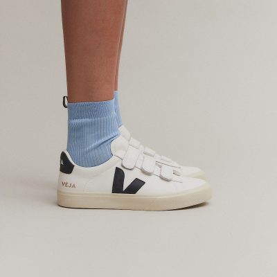 Veja RECIFE LEATHER WHITE BLACK Sneakers